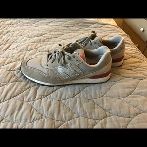 New balance shoes